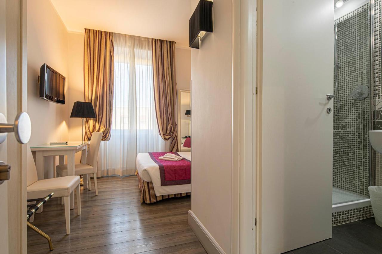 Residenza Castrense Roma Exterior foto