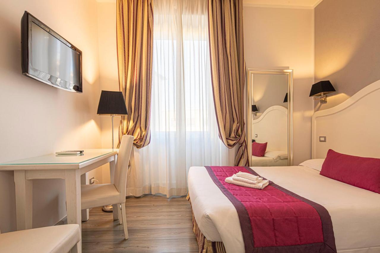 Residenza Castrense Roma Exterior foto