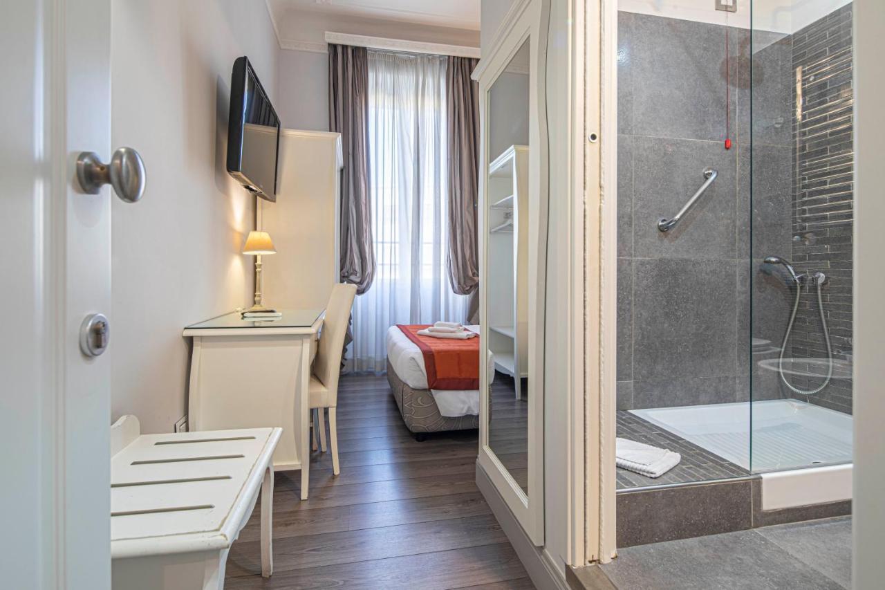 Residenza Castrense Roma Exterior foto