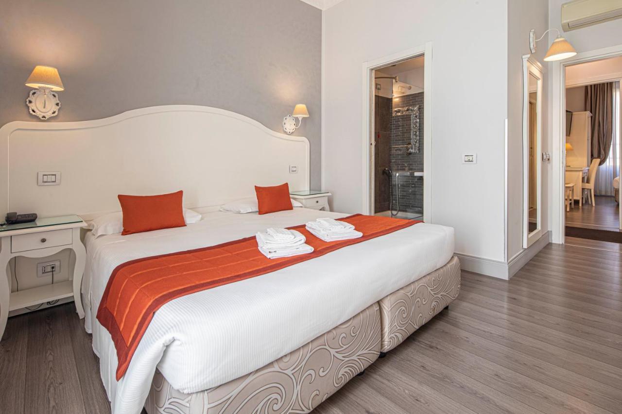 Residenza Castrense Roma Exterior foto